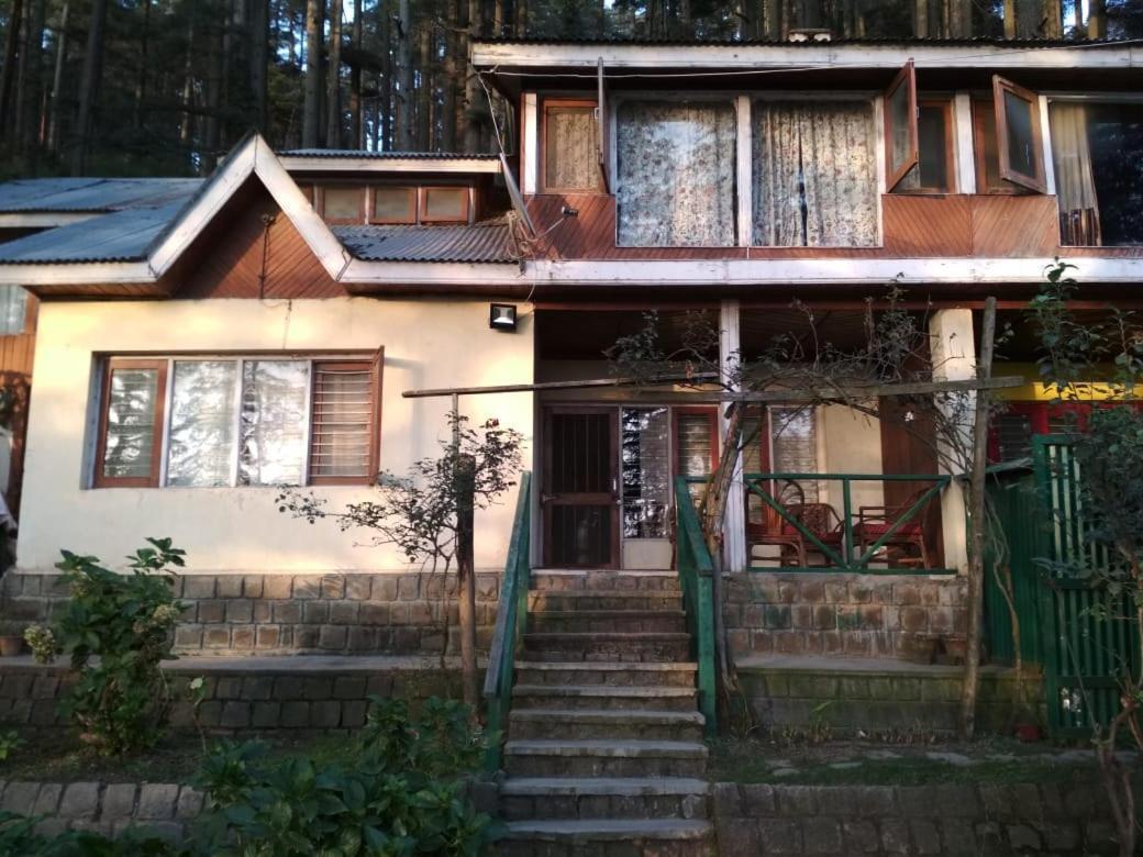 Huts Hotel Patnitop Exterior photo